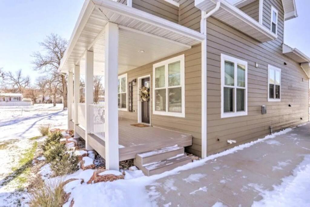 New! Cozy & Modern Spearfish Home Near Downtown! Exterior photo